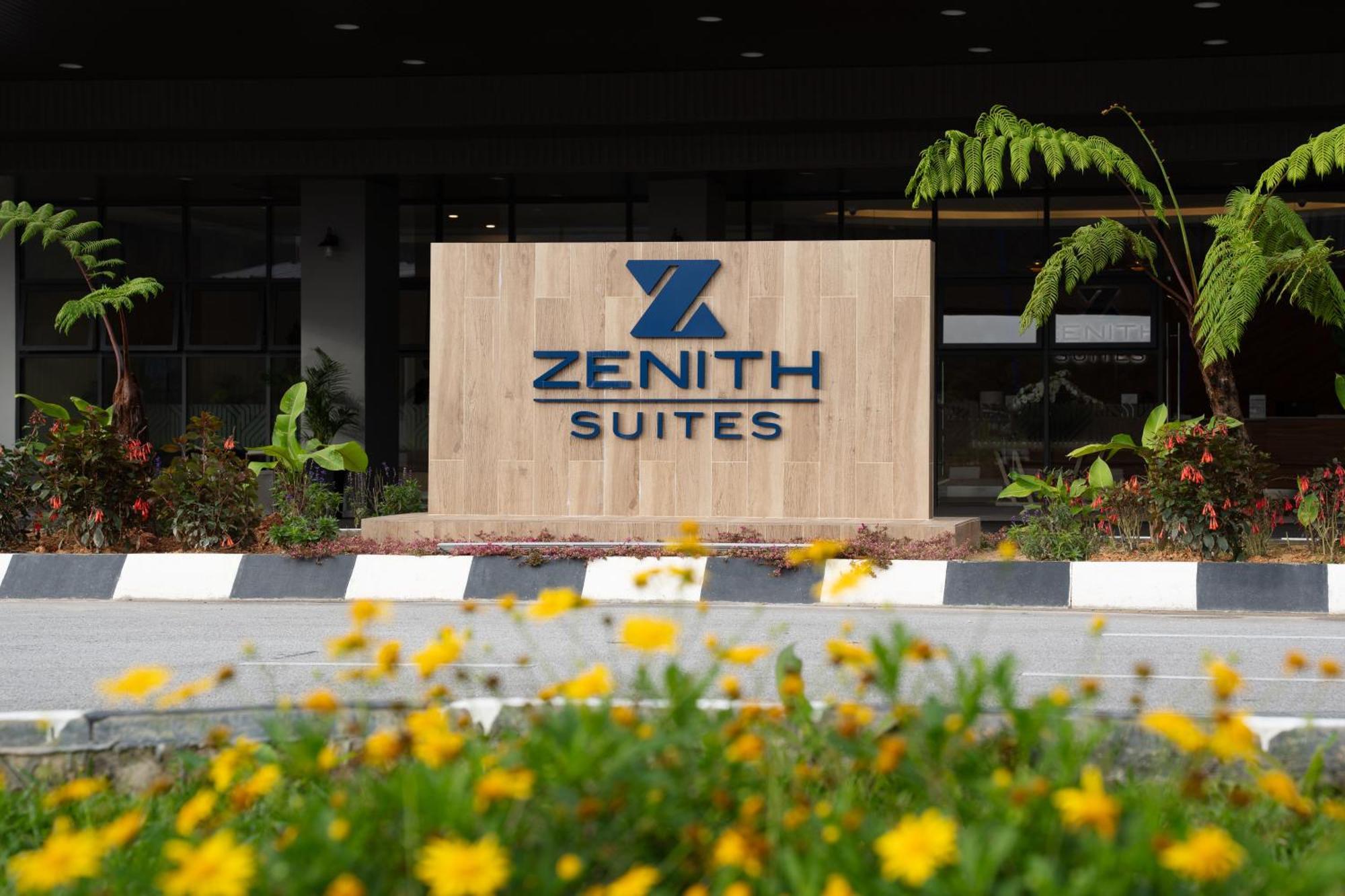 Zenith Suites Cameron 丹那拉打 外观 照片
