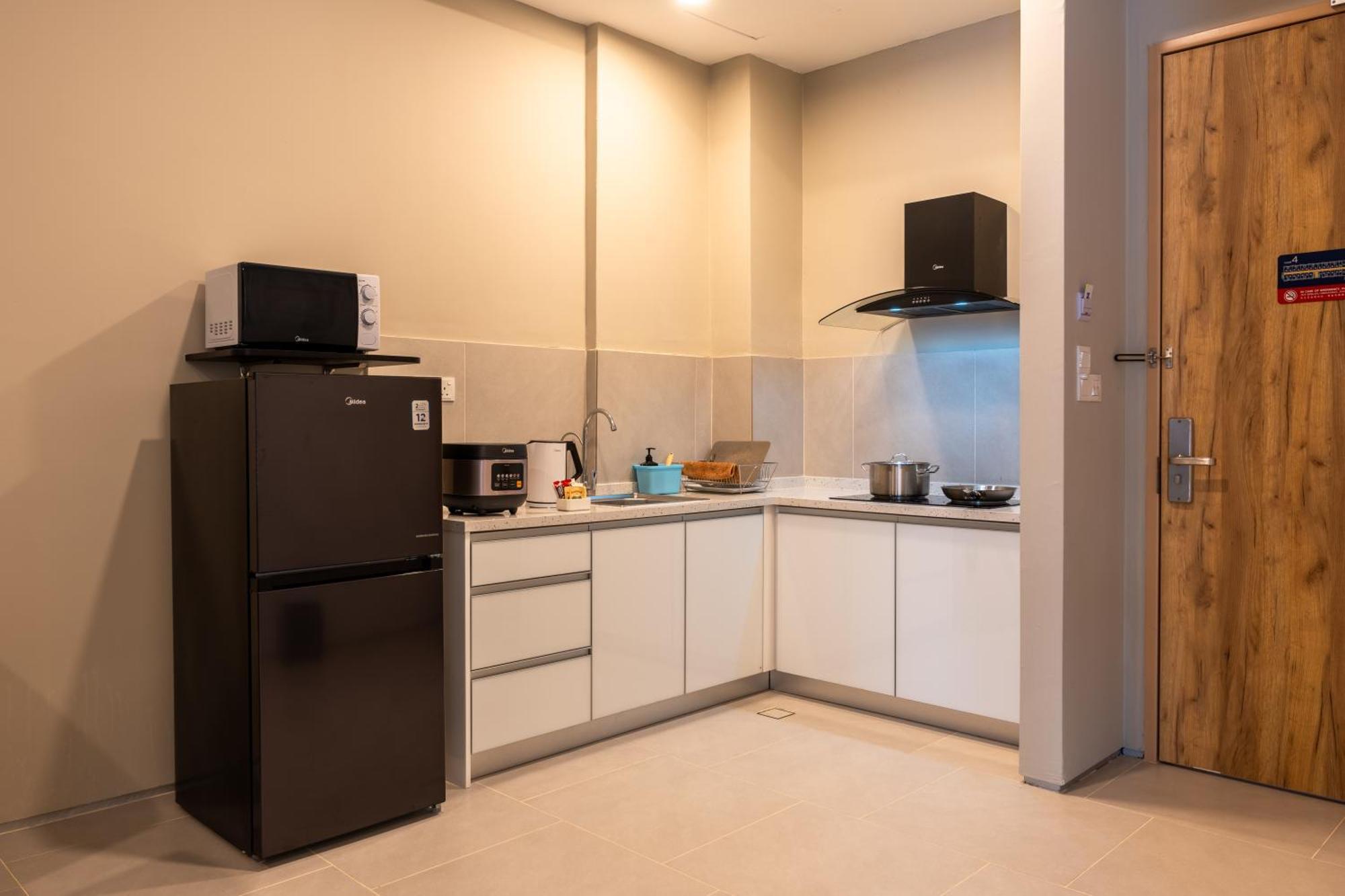 Zenith Suites Cameron 丹那拉打 外观 照片