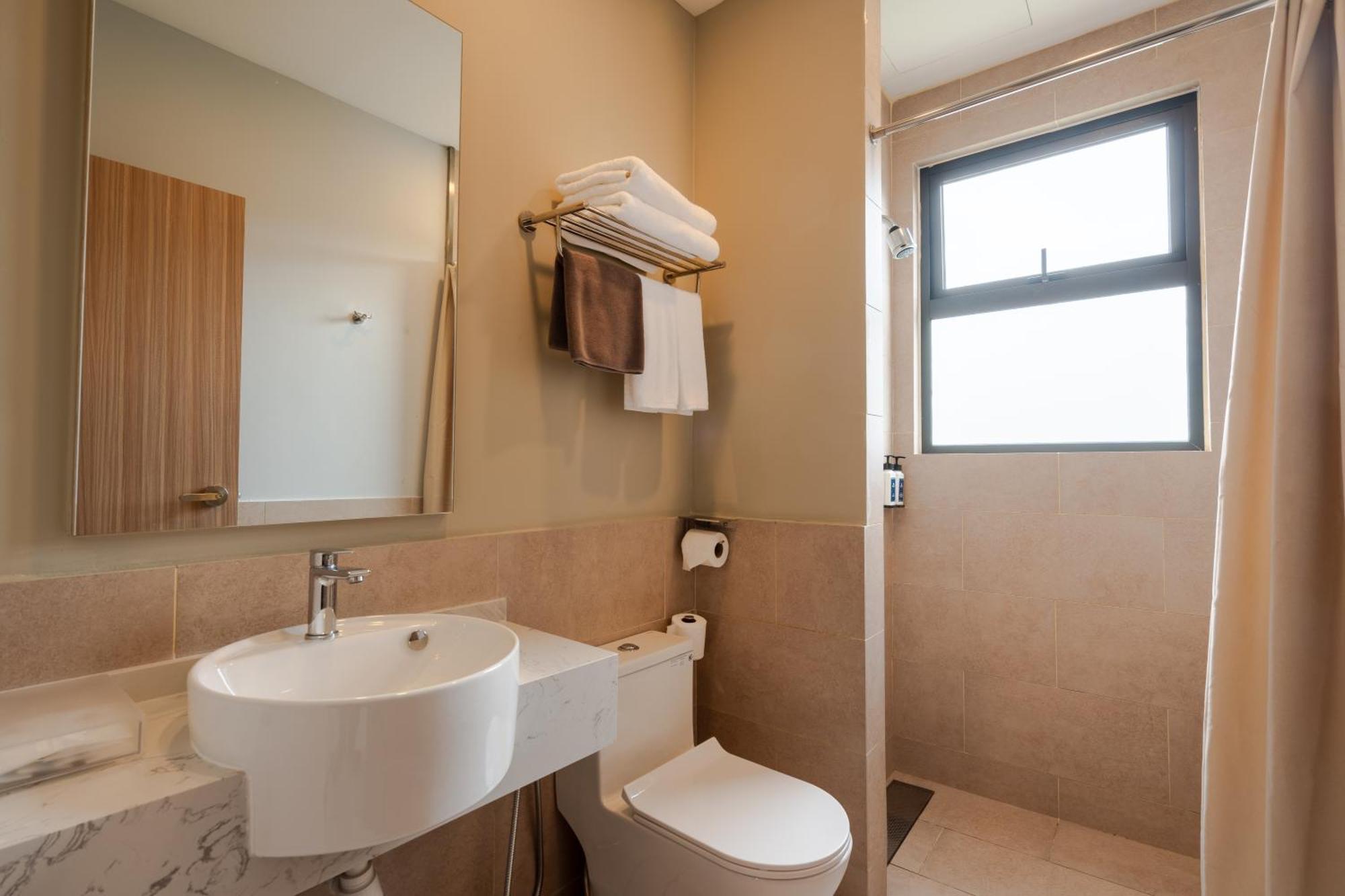 Zenith Suites Cameron 丹那拉打 外观 照片