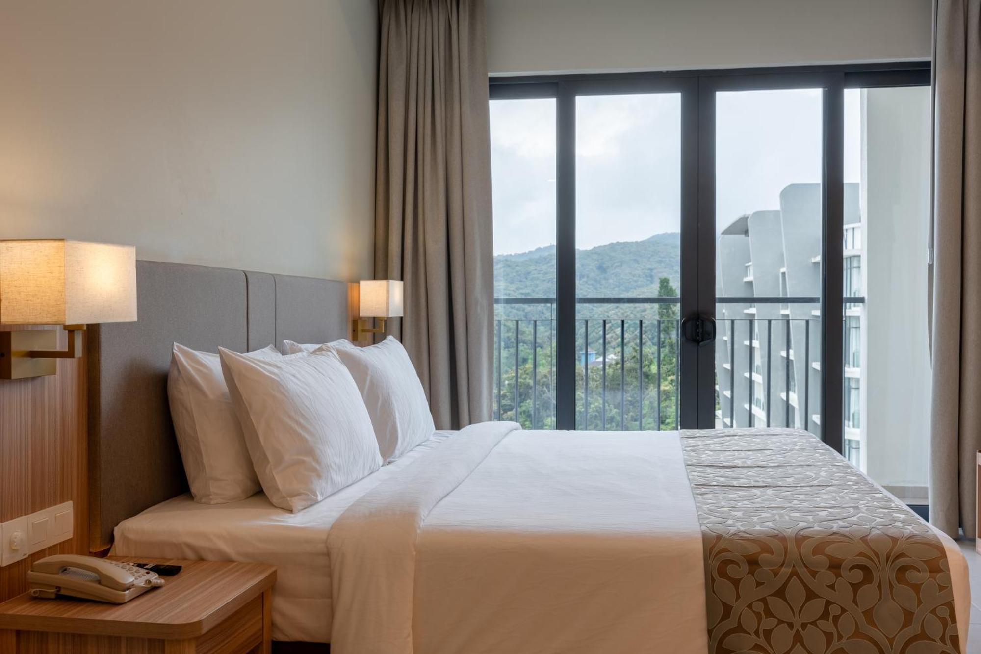 Zenith Suites Cameron 丹那拉打 外观 照片